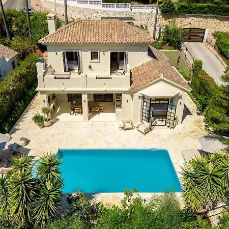 Boho Mediterranean House With Pool Sitio de Calahonda